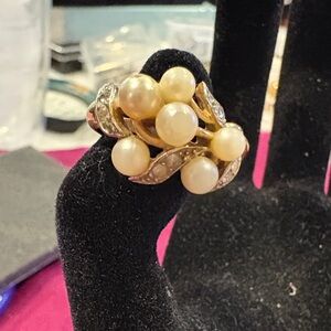 Avon Gold Pearl Cluster Ring